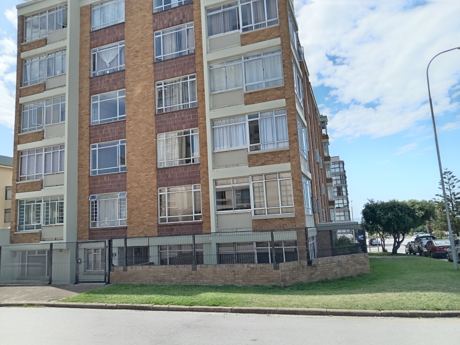 2 Bedroom Property for Sale in Humewood Eastern Cape